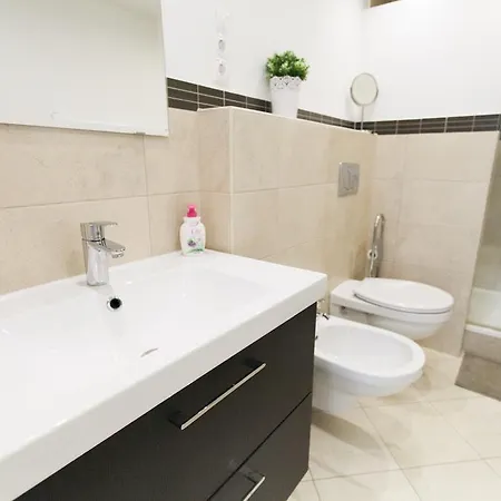 Agora Будапешт